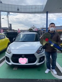 真っ白なスイフトスポーツ納車しました！